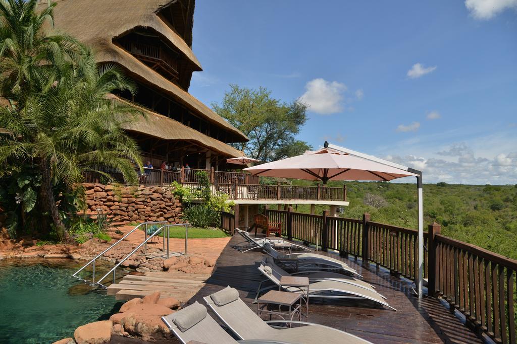Victoria Falls Safari Suites Exterior foto
